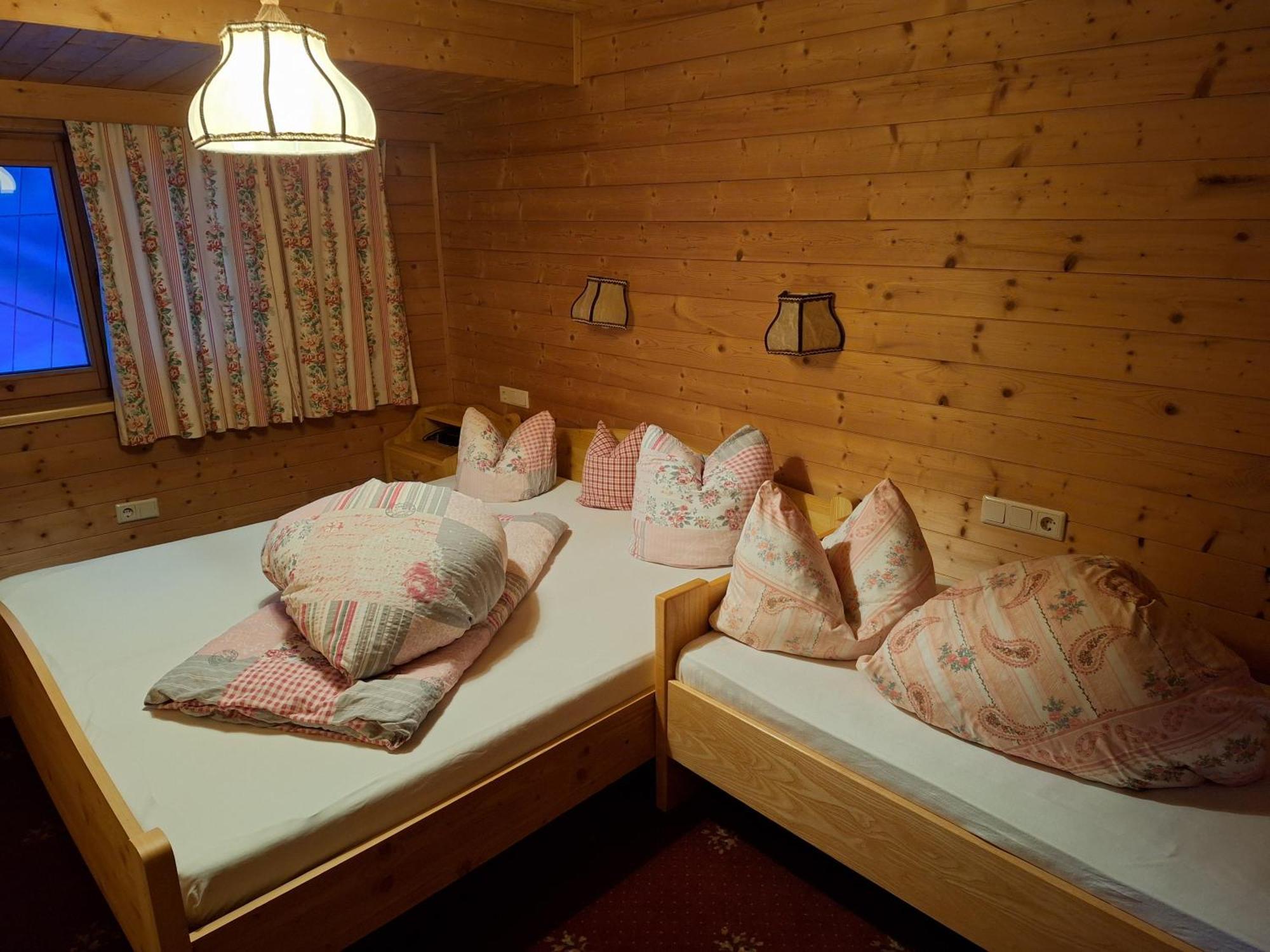 Zellerhof Apartment Финкенберг Екстериор снимка